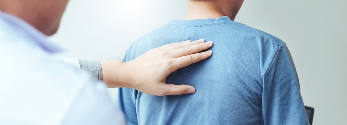 Naturheilkundliche Therapie bei Rückenschmerzen
