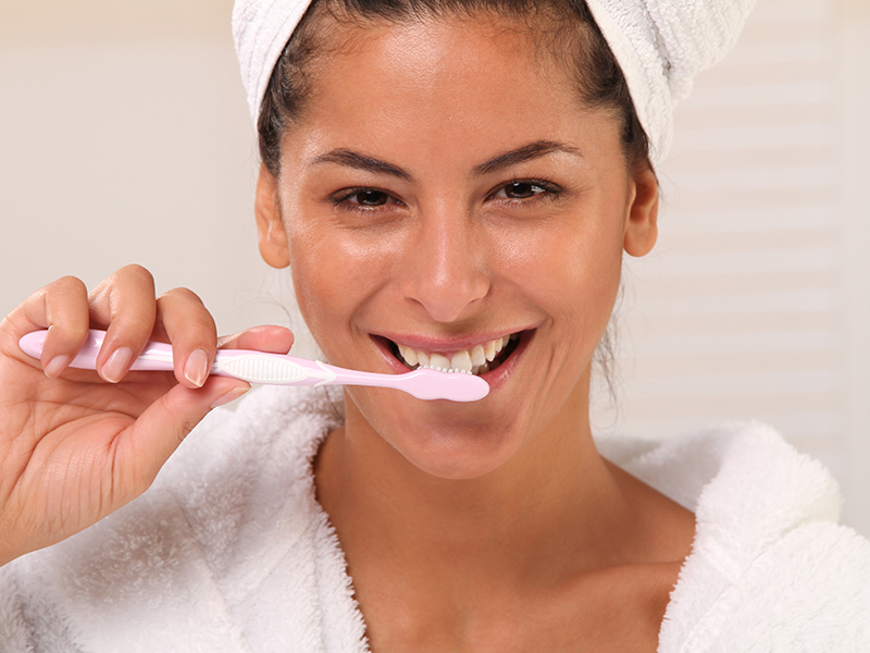 Die unterschätzte Gefahr: Parodontitis erkennen und ganzheitlich behandeln Die unterschätzte Gefahr: Parodontitis erkennen und ganzheitlich behandeln